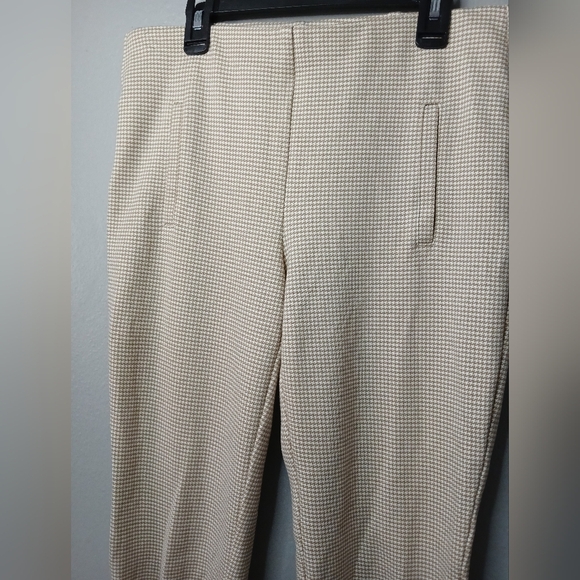 Chico's Beige Textured Pants - Picture 5 of 7